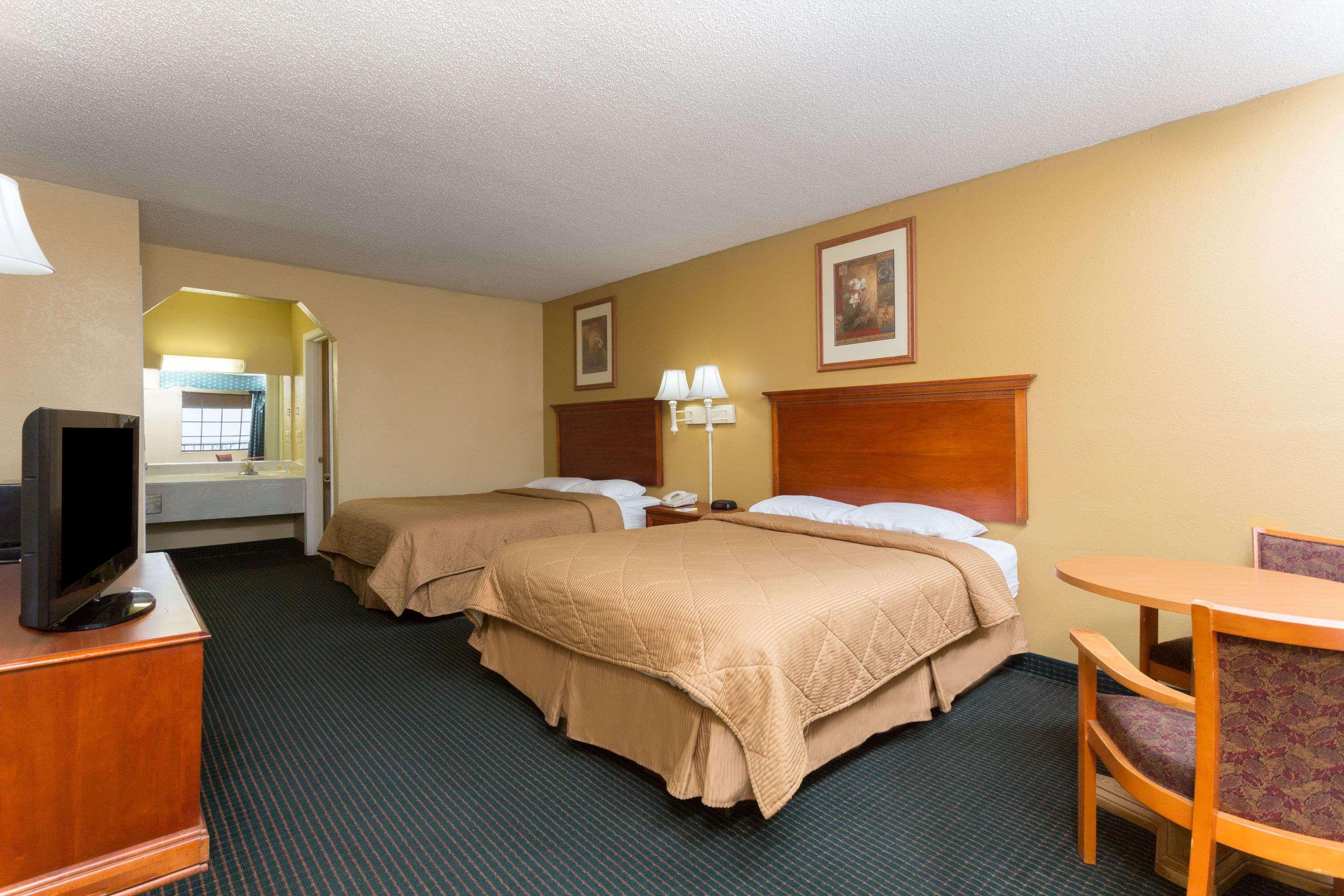 Days Inn & Suites By Wyndham Vicksburg Exterior foto